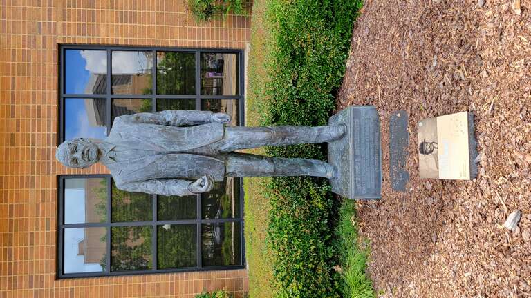 The statue is located in from the Birmingham Civil Rights Institute in the historic Civil Rights District in Birmingham Alabama. 
Sculptor: John Walter Rhoden (1992)

(July 2021)