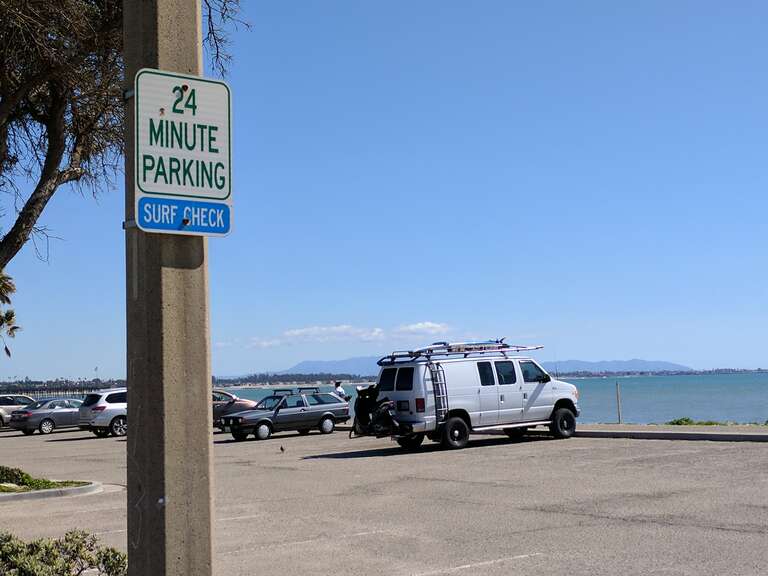 Sign at Surfer's Point, Ventura, California which says &quot;24 minute parking Surf Check&quot;