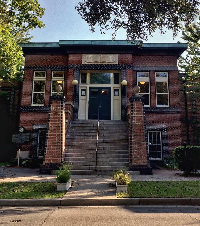 In 1906, eleven African-Americans men formed the Colored Library Association of Savannah. In 1913, they were awarded a grant by the Carnegie Corporation of New York for funds to build a permanent home for the collection. 
The unique Prairie style