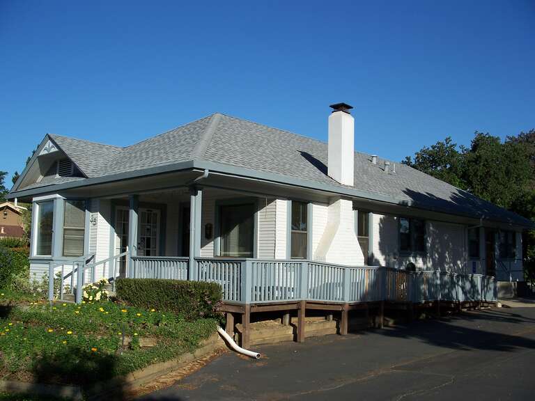 Hatch House, 35 West Main Avenue, Morgan Hill, California, United States.