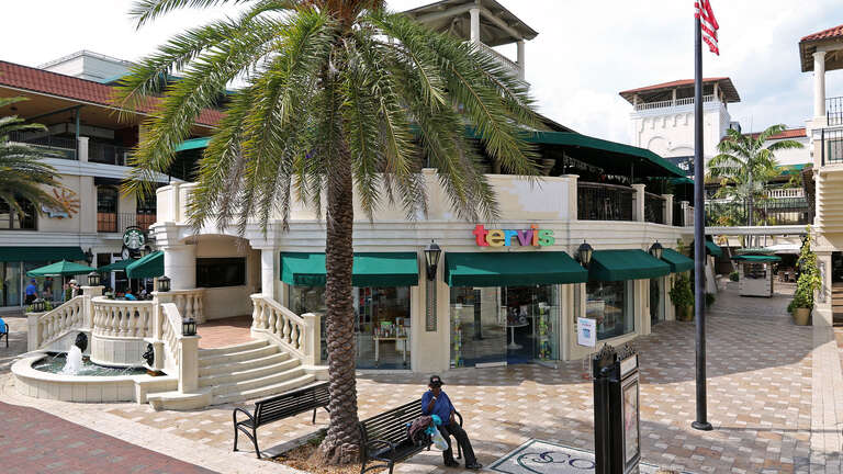 USA - Miami: Shopping Mall