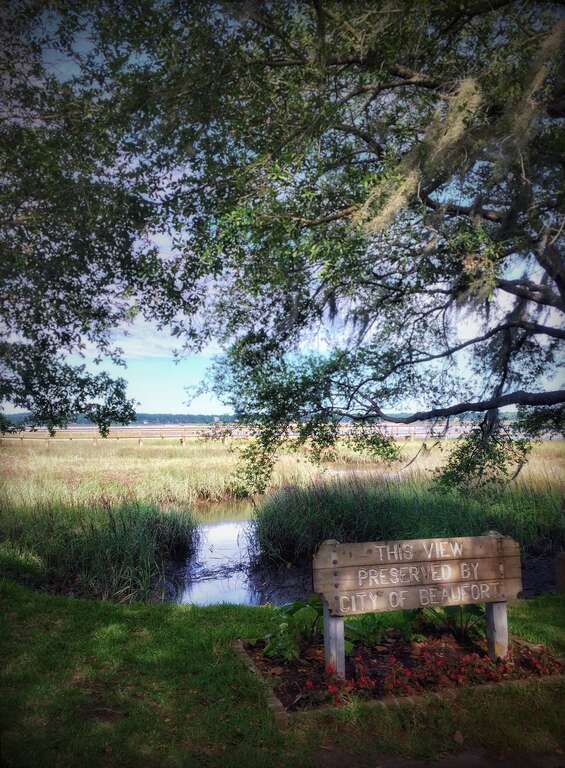 Located along historic Bay Street in downtown Beaufort, South Carolina.
