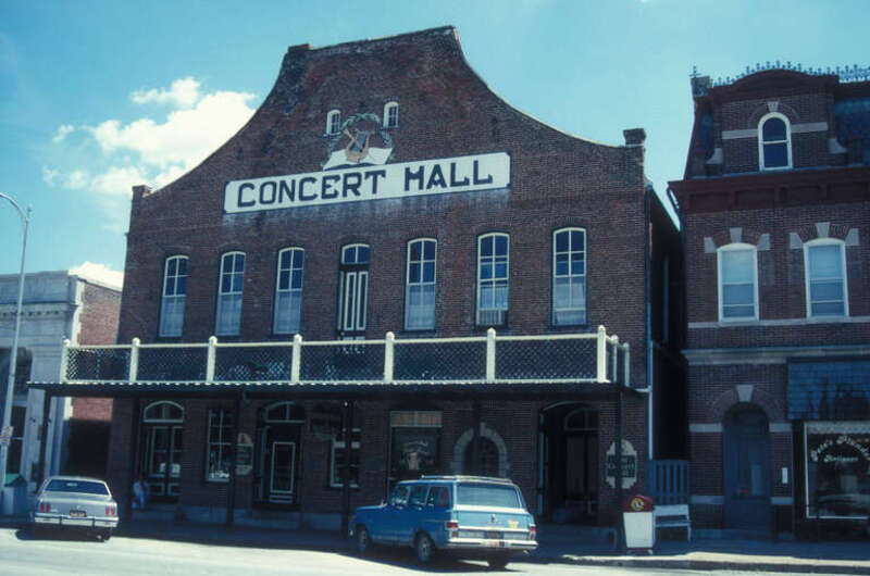 CONCERT HALL; BUILT IN 1878 BY JOHN PFAUTSCH AND PHILLIP KUHN. A TAVERN AND RESTAURANT OCCUPIED THE FIRST FLOOR; A CONCERT HALL WAS ON THE SECOND FLOOR. IT WAS SAID THAT THE SALOON WAS “ONE OF THE LARGEST AND FINEST WEST OF ST. LOUIS.&quot; IN ITS HEYDAY,