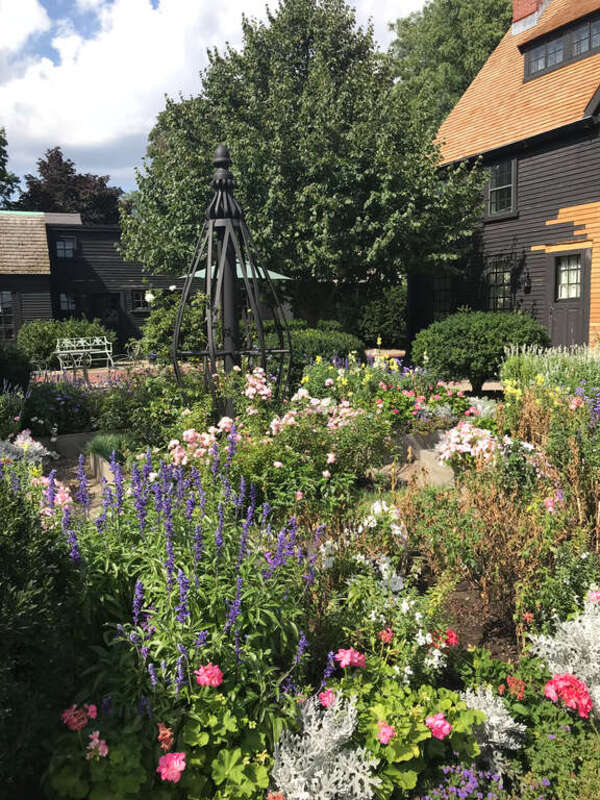 House of the seven gables Garden
