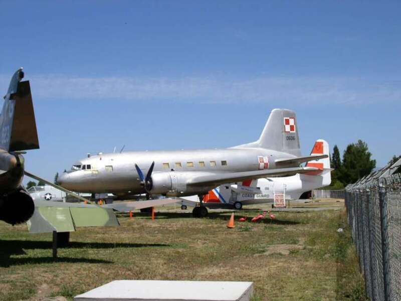 Ilyushin Il-14 &quot;Crate&quot;.