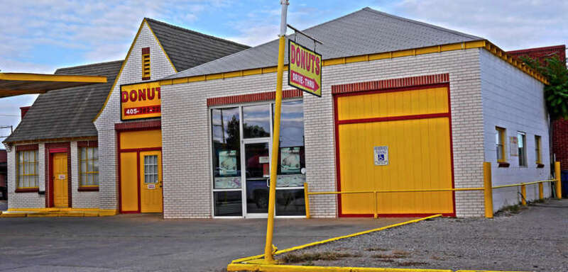 Jackson Conoco Service Station, 301 S. Choctaw, (121 W. Wade) El Reno