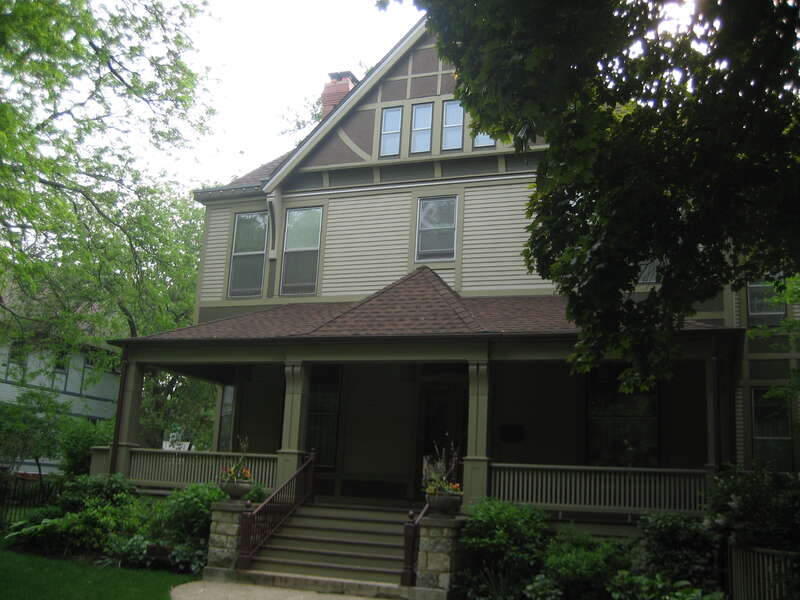 Charles E. Roberts House, Frank Lloyd Wright designed interior remodel 1896. Original architects: Burnham &amp;amp; Root, 1879. Oak Park, Illinois. Listed as a contributing property to the Frank Lloyd Wright-Prairie School of Architecture Historic