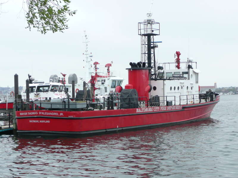 Fire boat; Baltimore Harbor; Fort McHenry National Monument