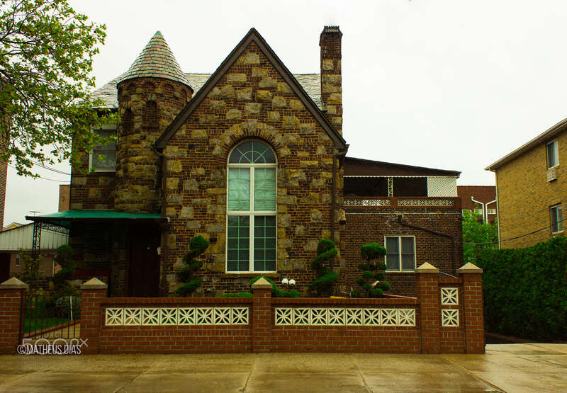 500px provided description: Cozy [#old ,#architecture ,#new york ,#cute ,#pretty ,#usa ,#warm ,#home ,#nyc ,#colorful ,#architectural ,#worm]