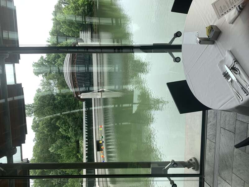 Restaurant at Crystal Bridge