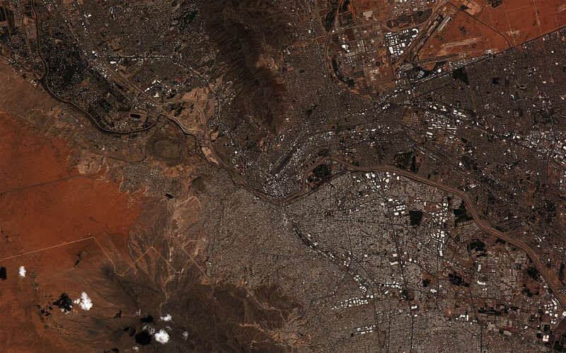 El Paso, in Texas, USA, and Ciudad Juárez, Mexico, as viewed by Hodoyoshi-1 satellite.