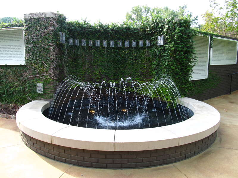 Elvis Aaron Presley (January 8, 1935 – August 16, 1977) was an American singer and actor. A cultural icon, he is commonly known by the single name Elvis. One of the most popular musicians of the 20th century, he is often referred to as the &quot;King of