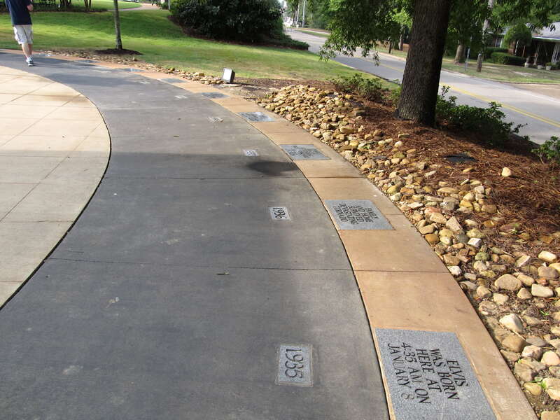 Elvis Aaron Presley (January 8, 1935 – August 16, 1977) was an American singer and actor. A cultural icon, he is commonly known by the single name Elvis. One of the most popular musicians of the 20th century, he is often referred to as the &quot;King of