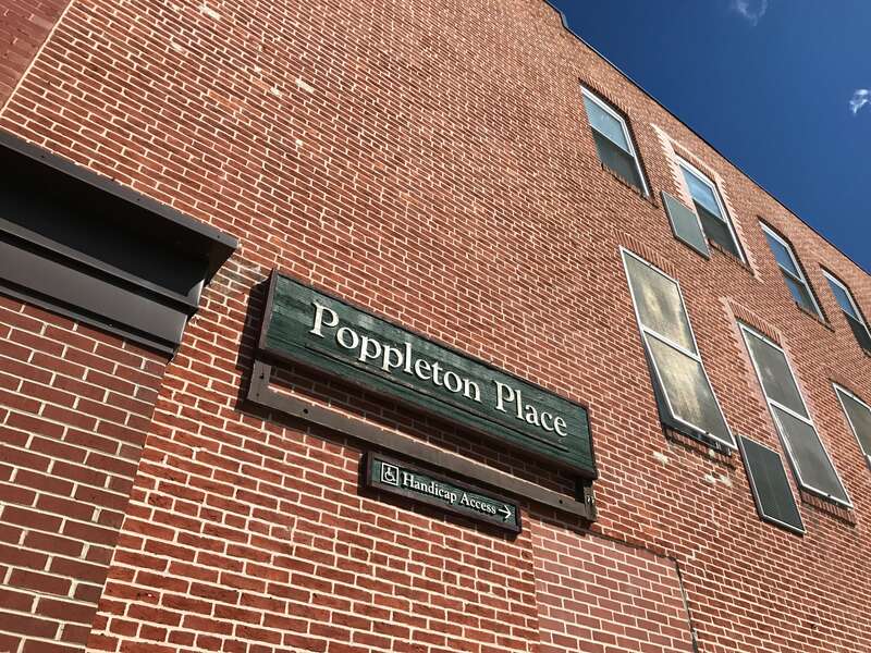 Photograph by Eli Pousson, 2017 April 4.