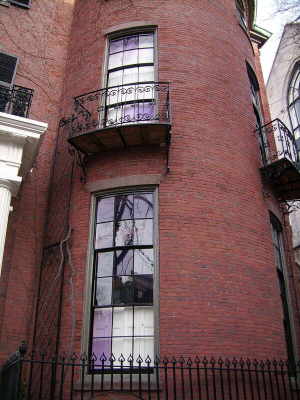 Purple window panes on 29A Chestnut Street on Beacon Hill, Boston, seen in January 2008