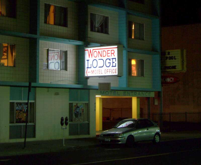 vintage vacancies - wonder lodge