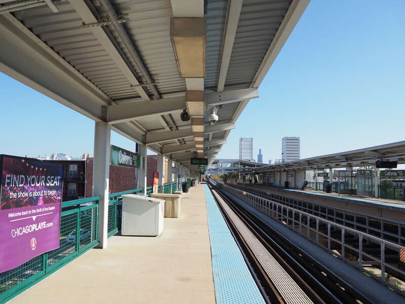 Westbound platform at California, looking east (inbound)