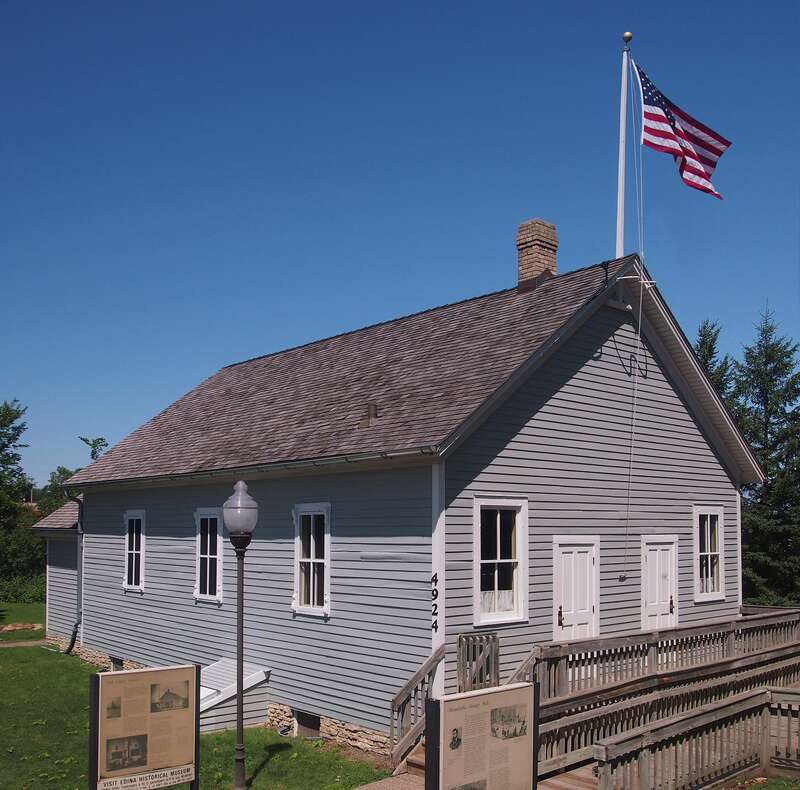 Cahill School, 4924 Eden Ave, Frank Tupa Park, Edina, Minnesota, USA.  Viewed from the southeast.  



This is an image of a place or building that is listed on the National Register of Historic Places in the United States of America. Its reference