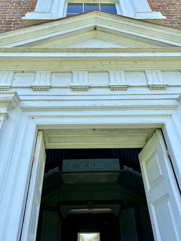 Built between 1747 and 1752, Drayton Hall was built by John Drayton, Sr. as the centerpiece of his plantation.  The house is considered one of the most significant examples of Palladian architecture in the United States, and was the only plantation