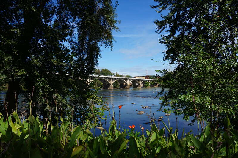 Gervais Street Bridge, Spans the Congaree River