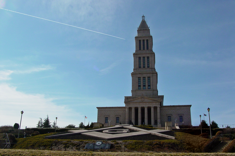The grounds of the George Washington Masonic National Memorial in Alexandria, Virginia.

Ben Schumin is a professional photographer who captures the intricacies of daily life.  This image may be used under Creative Commons Attribution-ShareAlike 2.0.