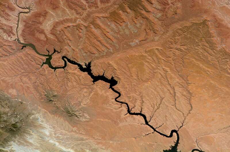 View of Earth taken during ISS Expedition 15.