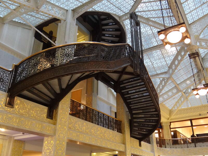 Lobby (Frank Lloyd Wright) - Rookery Building - Chicago IL