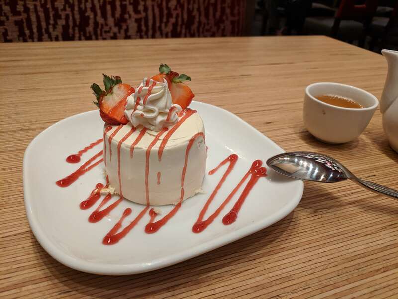 Mango Cake at Peng Zu in Las Vegas, Nevada