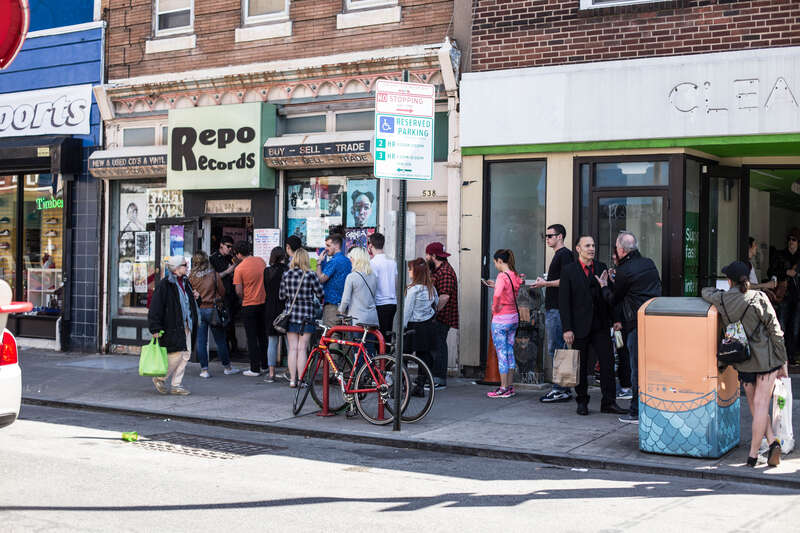 Record Store Day, Repo Records, Philadelphia (2016-04-16 14.09.27 by David Hilowitz)