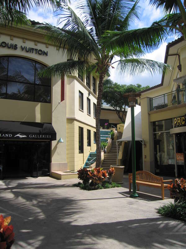 shops at wailea