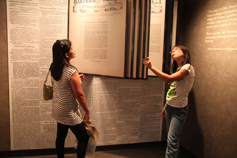 Western Civil War Battlefield, Tennessee. Complete indexed photo collection at WorldHistoryPics.com.