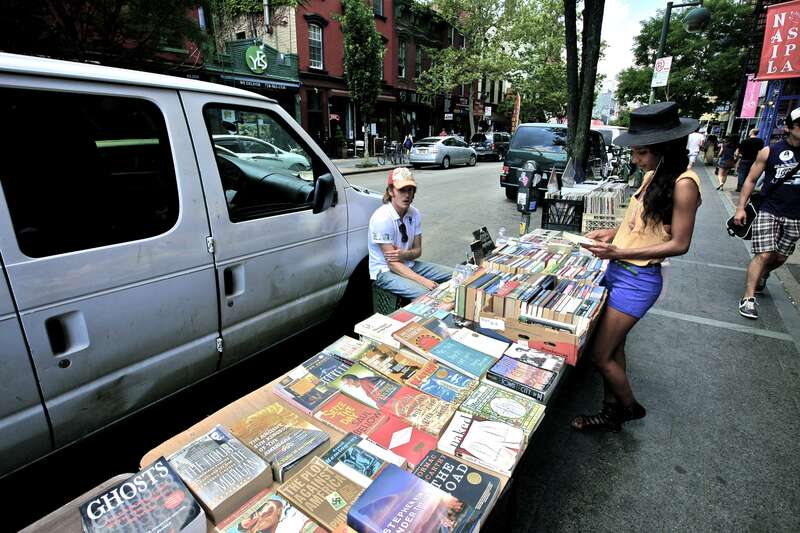Williamsburg Bookseller