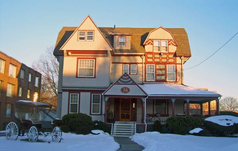 House at 36 Forest Street, Hartford, CT, USA