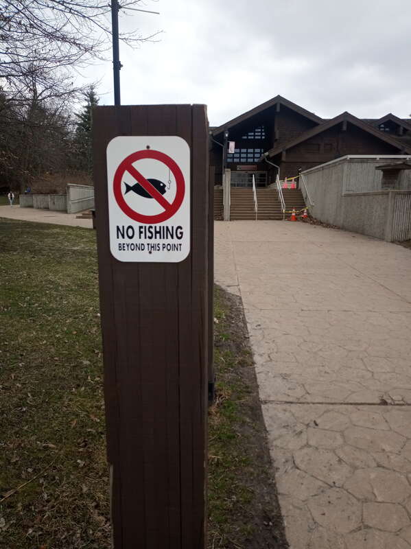 Sign prohibiting fishing at Starved Rock State Park in Illinois