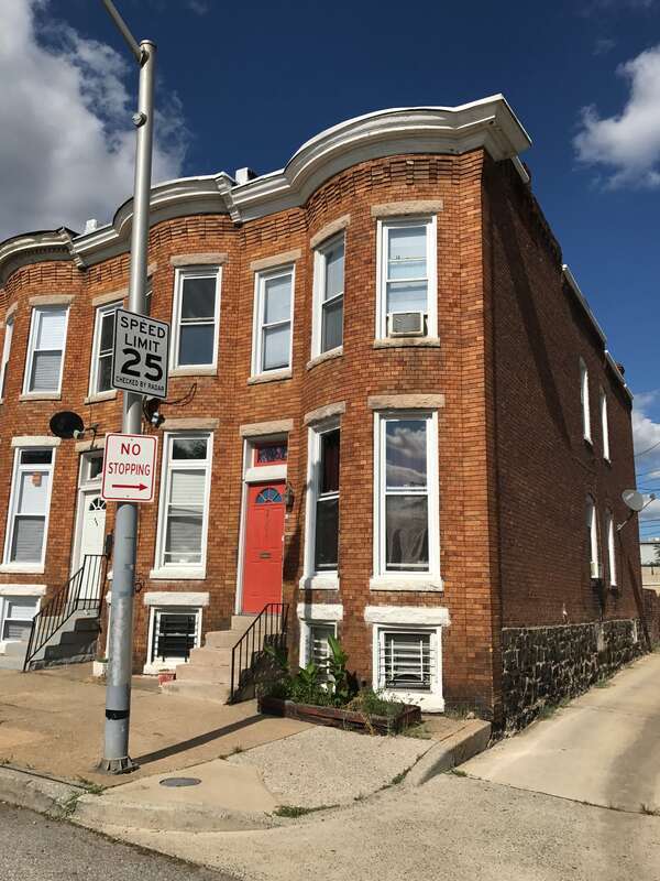 Photograph by Eli Pousson, 2017 August 5.