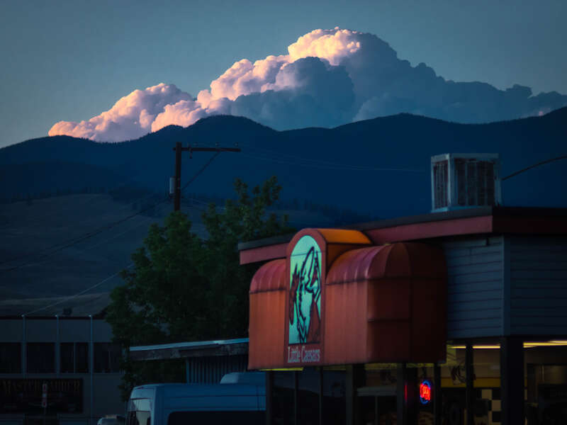 500px provided description: Untitled [#landscape ,#clouds ,#fast food]