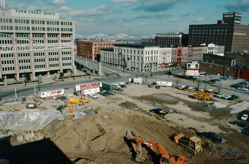 Looking NE from roof of &amp;lt;a href=&quot;http://www.levybuilding.com/History.aspx&quot; rel=&quot;nofollow&quot;&amp;gt;Levy Building&amp;lt;/a&amp;gt; at NE corner of 3rd and Market Sts.
In foreground, construction of foundation of One Corporate Plaza at SE corner of 3rd and Main