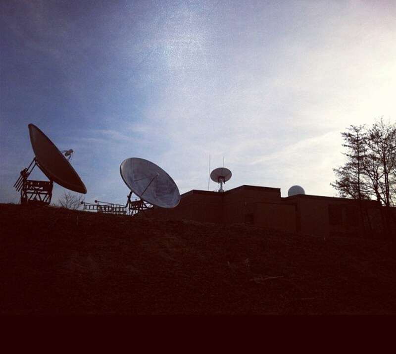 Early morning view of a few satellite dishes at NASA Goddard Space Flight Center.
Credit: NASA/GSFC/Rebecca Roth
NASA image use policy.
NASA Goddard Space Flight Center enables NASA’s mission through four scientific endeavors: Earth Science,