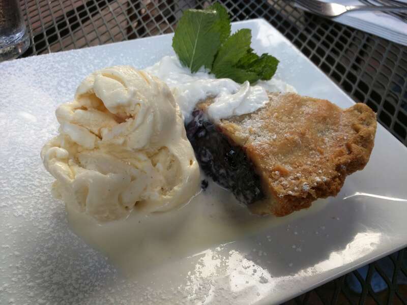 Blueberry pie a la mode, mmmm