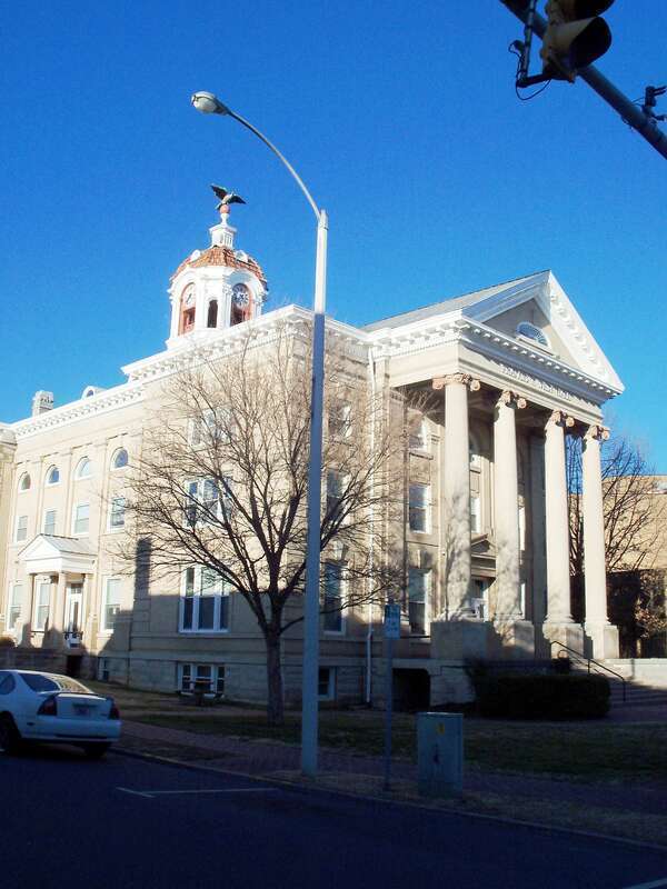 Francis T. West Hall




This is an image of a place or building that is listed on the National Register of Historic Places in the United States of America. Its reference number is 73002226.