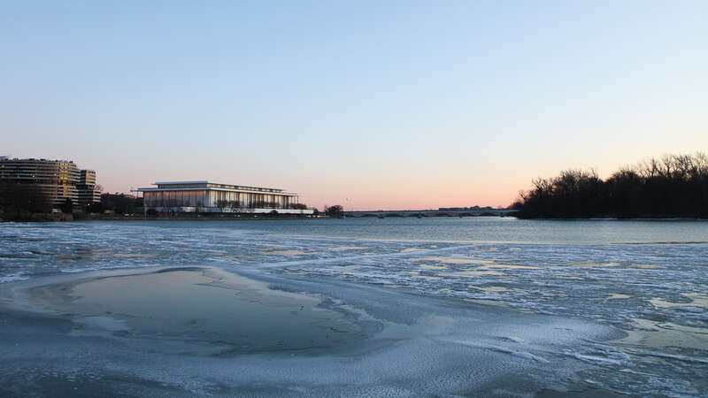 Freezing Potomac River &amp;amp; Kennedy Center