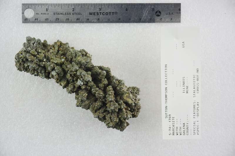 Galena
Illinois, USA
Special Features: Stalactitic

S-74-1769