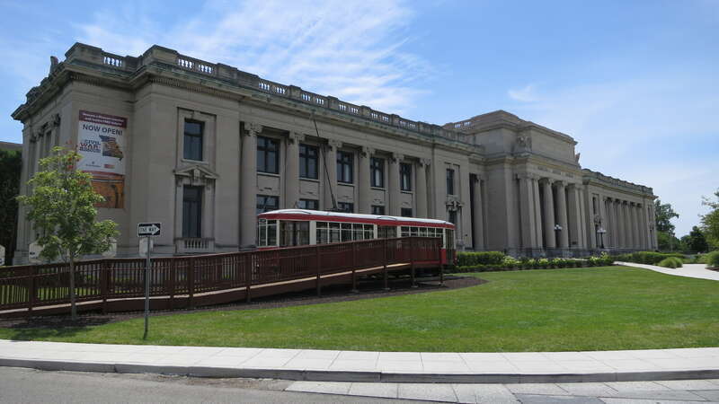 Lindell entrance to the Missouri History Museum, with an ex-Milan (Italy) streetcar in front, placed there after refurbishment in 2005 to promote the then-proposed Delmar Loop Trolley line.