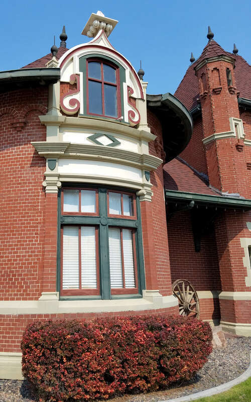 A window bay at the Nampa Depot (1903). The building was designed by Nebraska architect Frederick W. Clarke and is listed on the National Register of Historic Places.