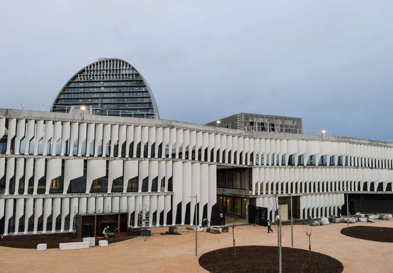 500px provided description: Ciudad Bbva [#sky ,#city ,#travel ,#tourism ,#architecture ,#building ,#hotel ,#modern ,#museum ,#outdoors ,#horizontal ,#daylight ,#contemporary ,#no person]