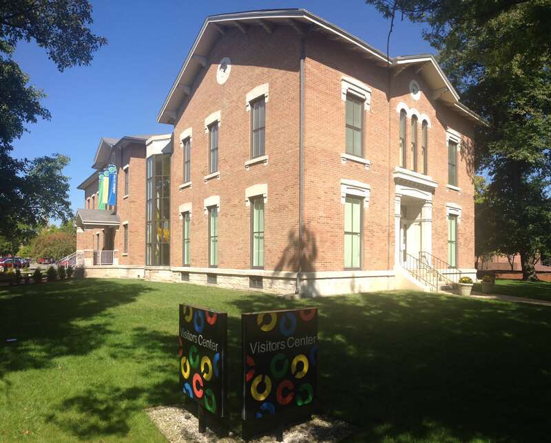 View of the original house built in 1964 for John V. Storey in front and the 1995 addition completed by Kevin Roche.