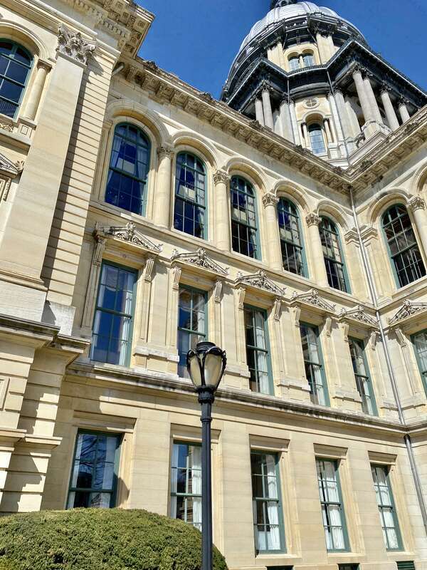 Built between 1868 and 1888, this Second Empire and Renaissance Revival-style building was designed by Alfred H. Piquenard of the Chicago-based architecture firm Cochrane and Garnsey to serve as the Illinois State Capitol, replacing the then-31 year