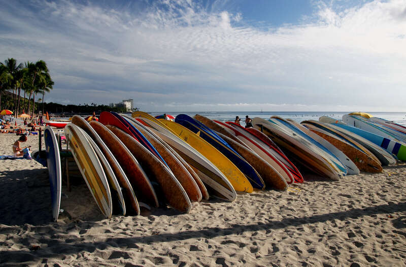 One of the best known beaches in the world, Waikiki was the favorite playground of Hawaiian royalty in the 19th century. At the time, Waikiki was an area of wetlands fed by streams from the valleys above Honolulu. That all changed in the 1920s when