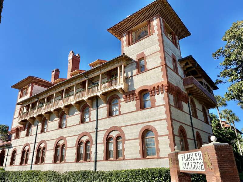 Built in 1885-1887 and designed by the New York-based architecture firm of Carrère and Hastings, this ostentatious Spanish Colonial Revival-style luxury resort hotel was built by Henry Flagler to attract wealthy tourists to the warm winters of