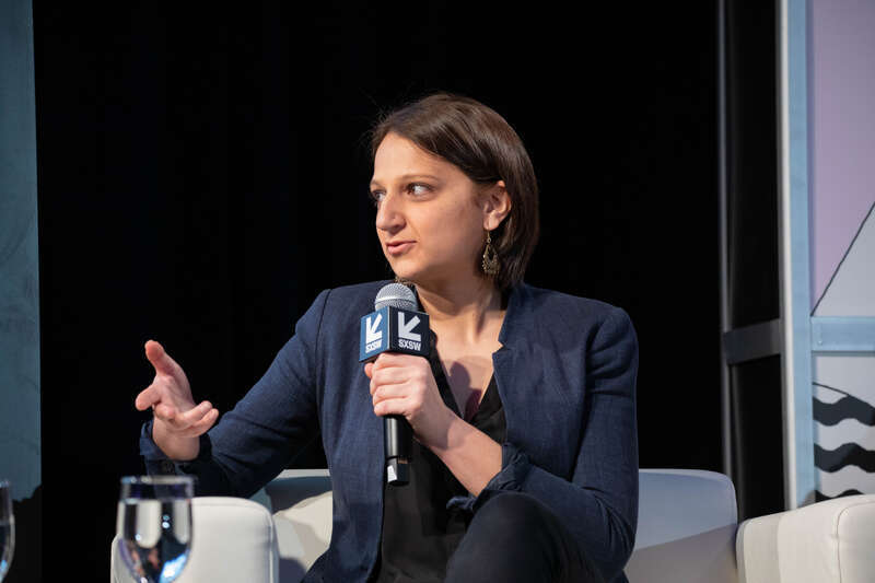 Producer, &quot;The Weekly&quot; - Left/Right

Photo: Ståle Grut / &amp;lt;a href=&quot;https://nrkbeta.no&quot; rel=&quot;noreferrer nofollow&quot;&amp;gt;NRKbeta&amp;lt;/a&amp;gt;